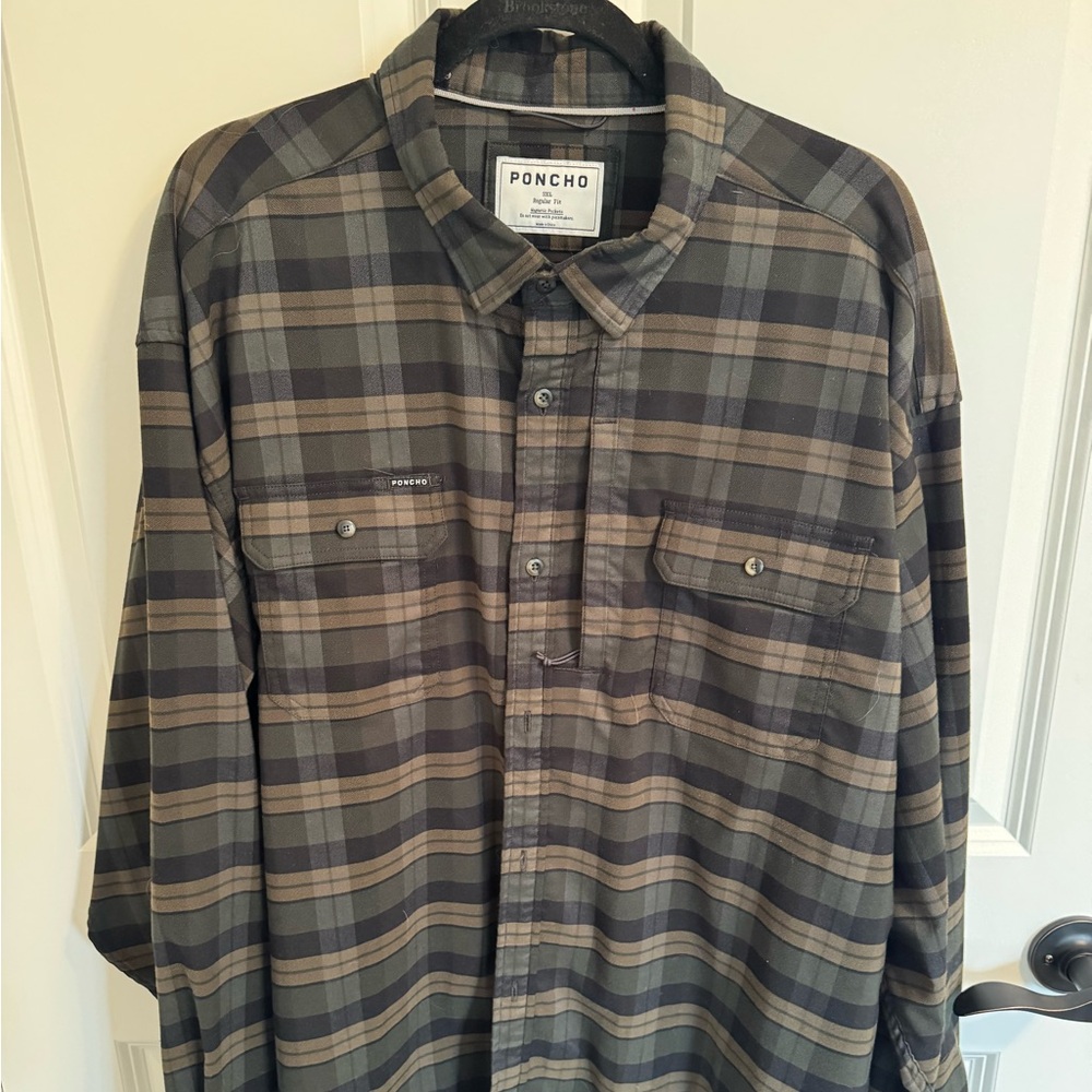 Poncho Outdoors Men's Plaid flannel Shirt - Black and Green